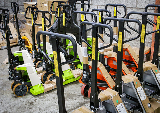 A Buyers Guide to Hand Pallet Trucks